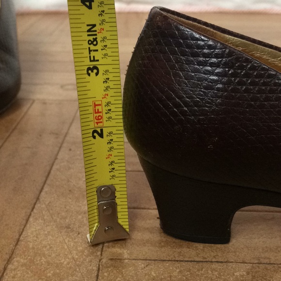 Snakeskin Joan and David Heels - Picture 7 of 8